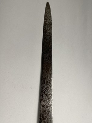 Lot 154 - A NORTH GERMAN MILITARY BROADSWORD (TESSAK), CIRCA 1600-40