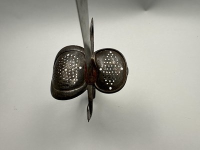 Lot 167 - A SWEDISH MILITARY SWORD, CIRCA 1620-30
