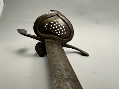 Lot 169 - A SWEDISH MILITARY SWORD, CIRCA 1630-40