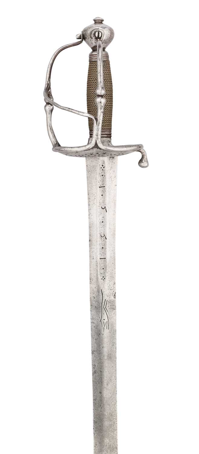 Lot 179 - A MILITARY SWORD, LATE 17TH/EARLY 18TH CENTURY, FRENCH OR SWISS