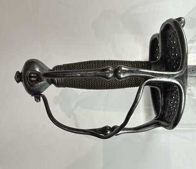 Lot 179 - A MILITARY SWORD, LATE 17TH/EARLY 18TH CENTURY, FRENCH OR SWISS