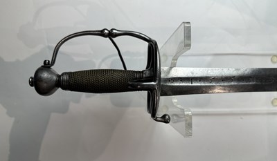 Lot 179 - A MILITARY SWORD, LATE 17TH/EARLY 18TH CENTURY, FRENCH OR SWISS