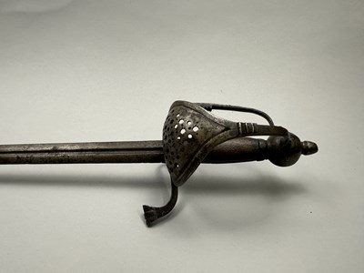 Lot 168 - A SWEDISH MILITARY SWORD, CIRCA 1620-30