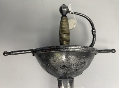 Lot 192 - AN OFFICER’S CUP-HILT RAPIER, EARLY 18TH CENTURY, PORTUGUESE OR SPANISH