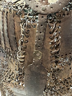 Lot 76 - A RARE INDIAN MAIL AND PLATE HELMET (TOP), 17TH/18TH CENTURY
