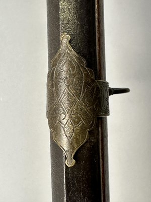 Lot 87 - A 28 BORE NORTH INDIAN (SIND) MATCHLOCK RIFLE, EARLY 19TH CENTURY
