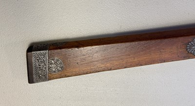 Lot 86 - AN 18 BORE NORTH INDIAN MATCHLOCK GUN, LATE 18TH/19TH CENTURY, JAIPUR, RAJASTHAN