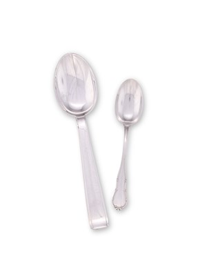 Lot 132 - A SET OF TWELVE ITALIAN SILVER TEASPOONS, FABBRICA ARGENTERIA BROGGI, MILAN, 1935-45