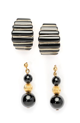 Lot 600 - TWO PAIRS OF ONYX EARRINGS
