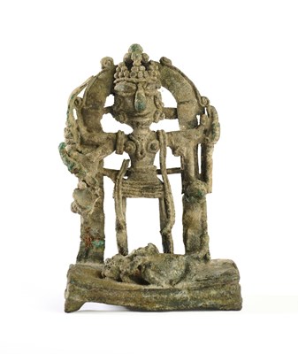 Lot 44 - A FOLK BRONZE FIGURE OF DURGA MAHISASURAMARDINI, MAHARASHTRA, 18TH/19TH CENTURY