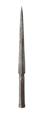 Lot 637 - A NORTH INDIAN LANCE HEAD, 18TH CENTURY, PROBABLY BIKANER