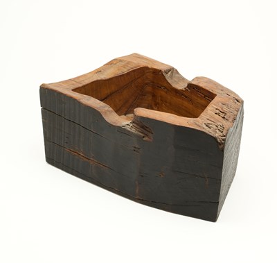 Lot 695 - HMS VICTORY: AN OAK BEAM BOWL EDITION NUMBER 1 OF 1, 20TH MAY 2011