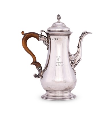 Lot 231 - A GEORGE III SILVER COFFEE POT, WILLIAM GRUNDY, LONDON, 1762