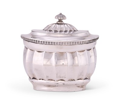 Lot 179 - AN EDWARDIAN SILVER TEA CADDY, ELKINGTON & CO. LTD., LONDON, 1906