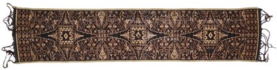 Lot 262 - A TENGANAN COTTON IKAT SCARF, INDONESIA, 19TH CENTURY