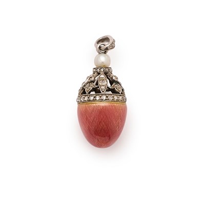 Lot 668 - ENAMEL AND DIAMOND PENDENT EGG, EARLY 20TH CENTURY