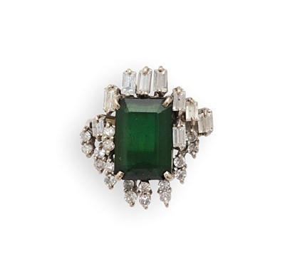 Lot 687 - TOURMALINE AND DIAMOND RING, 1970s