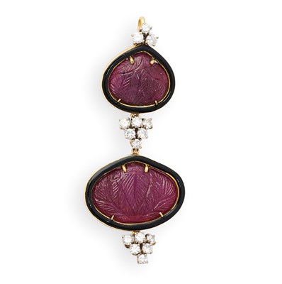 Lot 371 - CARVED RUBY AND DIAMOND PENDANT