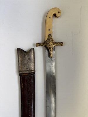 Lot 13 - AN INDO-PERSIAN SWORD (SHAMSHIR), 19TH CENTURY
