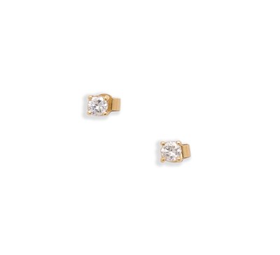 Lot 584 - PAIR OF DIAMOND EAR STUDS