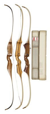 Lot 149 - TWENTY-TWO RECURVE BOWS AND FIVE BOXES OF ARROWS, 20TH CENTURY