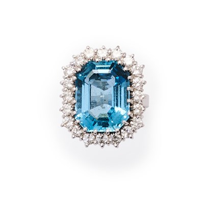 Lot 649 - AQUAMARINE AND DIAMOND CLUSTER RING, 1970s