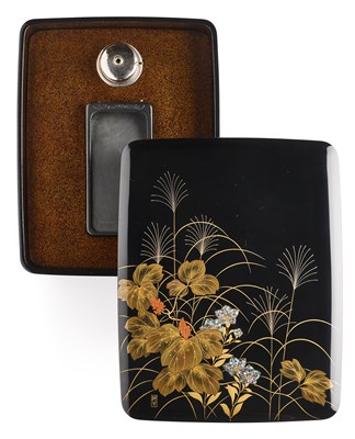 Lot 149 - A JAPANESE GOLD-LACQUER SUZURIBAKO, EARLY 20TH CENTURY, SIGNED KOHO