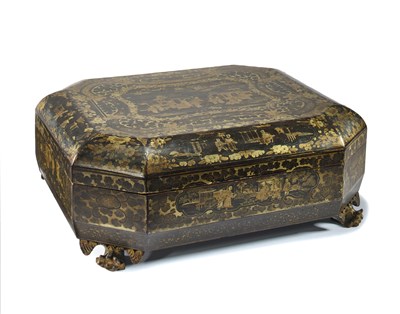 Lot 34 - A CHINESE EXPORT GILT AND BLACK LACQUER GAMES BOX AND COVER, QING DYNASTY, 19TH CENTURY