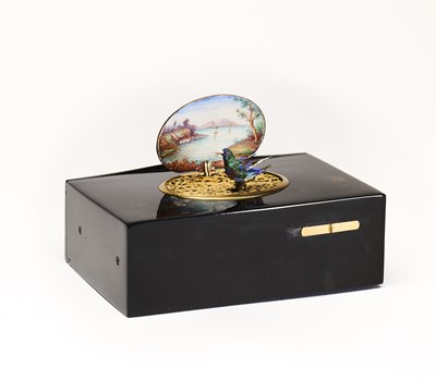 Lot 289 - A FRENCH TORTOISESHELL SINGING BIRD BOX, BONTEMS, PARIS, EARLY 20TH CENTURY