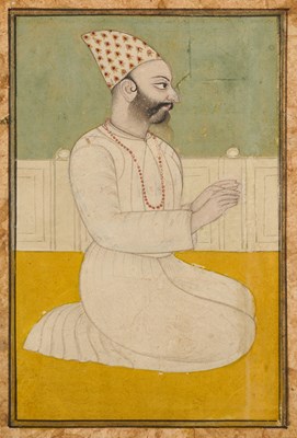 Lot 92 - A KNEELING COURTIER, RAJASTHAN, NORTHERN INDIA, CIRCA 1800