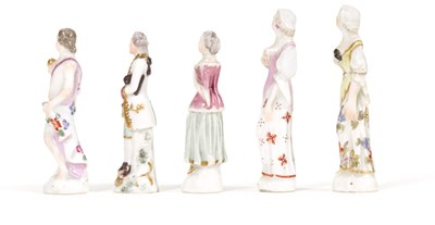 Lot 6 - A GROUP OF FIVE GERMAN PORCELAIN PIPE TAMPERS, CIRCA 1755 AND SLIGHTLY LATER
