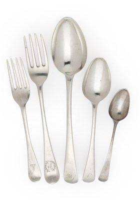 Lot 161 - A GROUP OF GEORGE III TABLE SILVER, VARIOUS MAKERS, LONDON, CIRCA 1770-1820