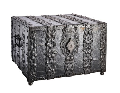 Lot 219 - A LARGE CASKET OR STRONGBOX, 18TH CENTURY