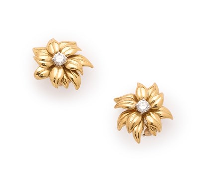 Lot 724 - PAIR DIAMOND EAR CLIPS