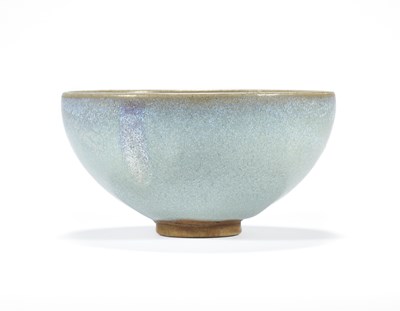Lot 125 - A CHINESE JUN BOWL, YUAN/EARLY MING DYNASTY, 14TH CENTURY