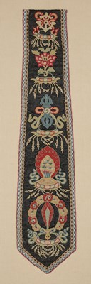 Lot 44 - A CHINESE EMBROIDERED SILK BUDDHIST PENDANT, QING DYNASTY (1644-1911)