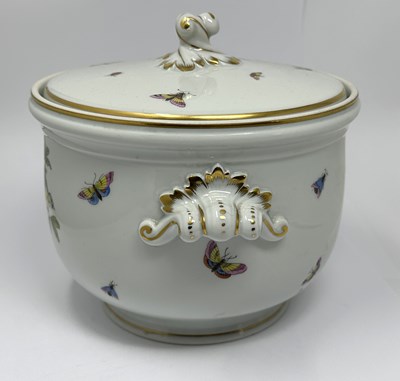 Lot 20 - A HEREND PART DINNER SERVICE, CIRCA 1968