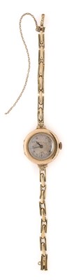 Lot 533 - LADY'S GOLD WRISTLET WATCH, SWISS, CIRCA 1924