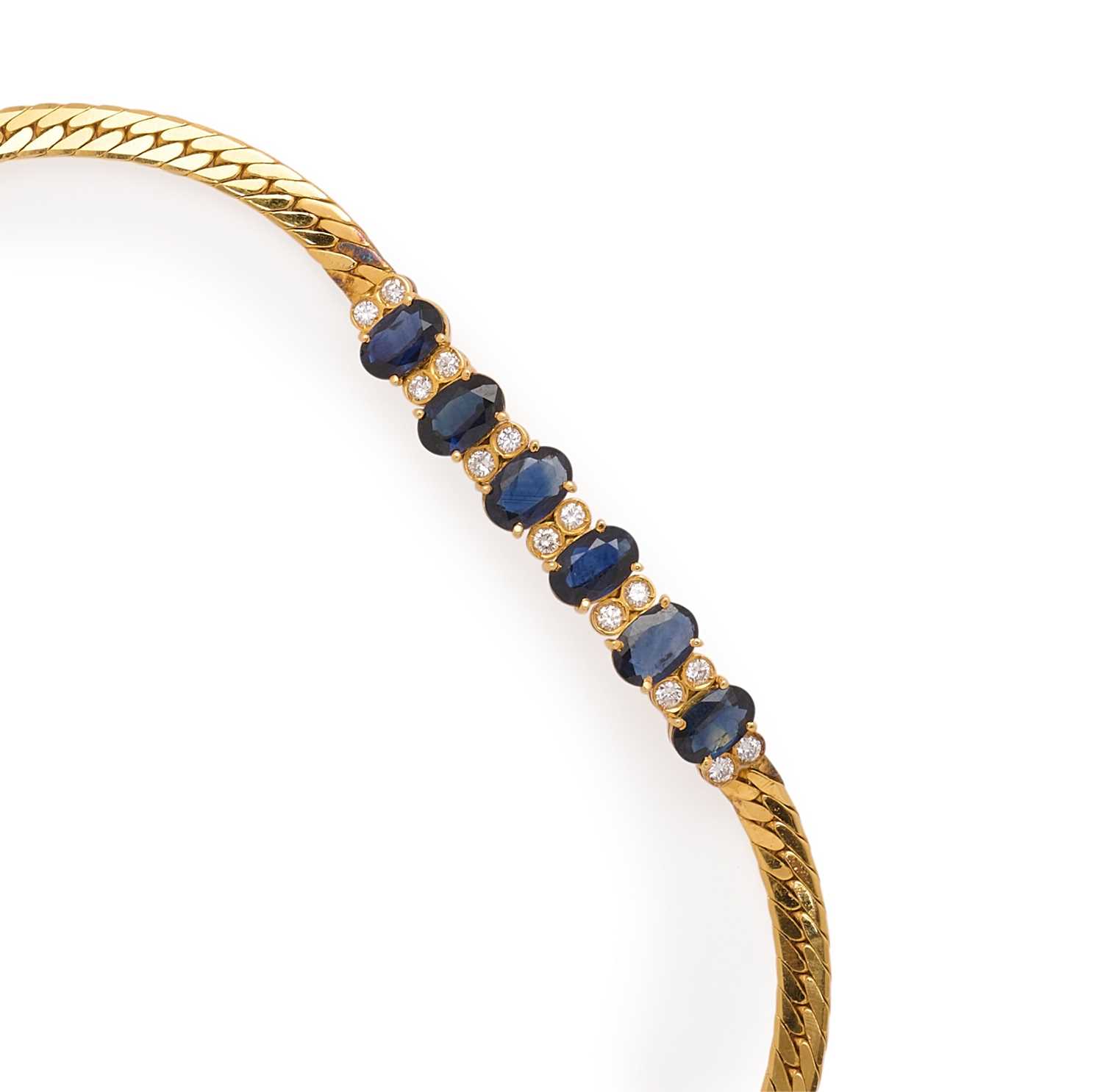 Lot 359 - SAPPHIRE AND DIAMOND BRACELET