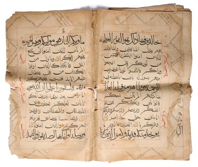 Lot 28 - A BIFOLIUM AND FIVE FOLIOS FROM A LARGE SULTANATE QUR'AN IN BIHARI SCRIPT, INDIA, CIRCA 16TH CENTURY