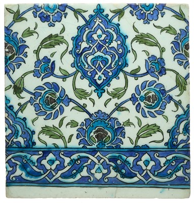 Lot 107 - A LARGE DAMASCUS TILE, OTTOMAN SYRIA, LATE 16TH CENTURY