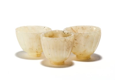 Lot 69 - A SMALL JADE CONTAINER, NORTHERN INDIA, 18TH/19TH CENTURY
