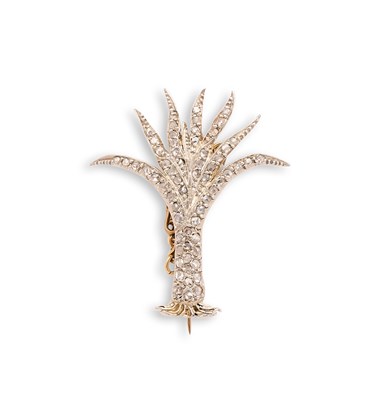 Lot 628 - WELSH GUARDS DIAMOND BROOCH, 1900s