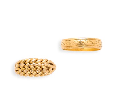 Lot 635 - TWO GOLD RINGS, 1896 & 1901