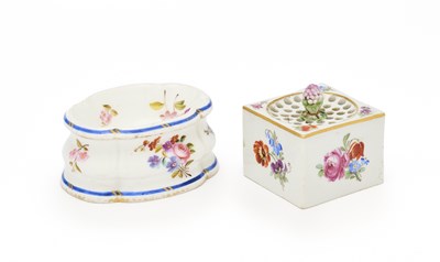 Lot 511 - A MEISSEN POUNCE POT, CIRCA 1770