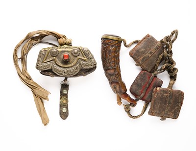 Lot 152 - A CARVED POWDER FLASK AND FLINT POUCH, TIBET, 19TH CENTURY