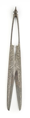 Lot 277 - A PAIR OF TRADITIONAL THAI SCISSORS,, 19TH CENTURY