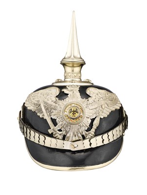 Lot 231 - A GERMAN GUARDS OFFICER’S HELMET, EARLY 20TH CENTURY