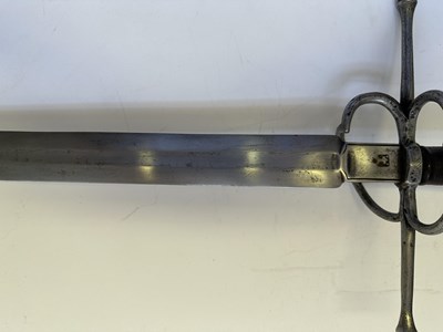 Lot 25 - A HAND-AND-A-HALF SWORD, CIRCA 1600-20, PROBABLY AUSTRIAN