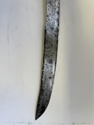 Lot 32 - A GERMAN MILITARY SWORD, LATE 16TH CENTURY